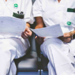 Tres enfermeras salteñas condenadas por falsear certificados para vacunar de manera irregular a dos menores