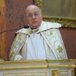 Monseñor Cargnello pidió disculpas por el episodio en el control vial