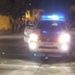 Salteño intentó atropellar a dos policías y chocó: se dio a la fuga
